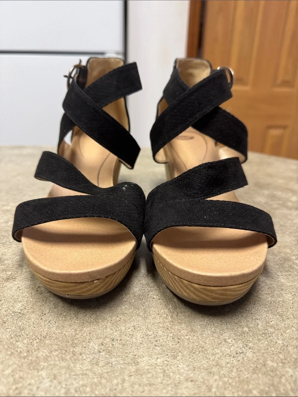 Dr. Scholl's Black Suede Crisscross Wedge Sandals Women’s Feminine Shoes Y2K
